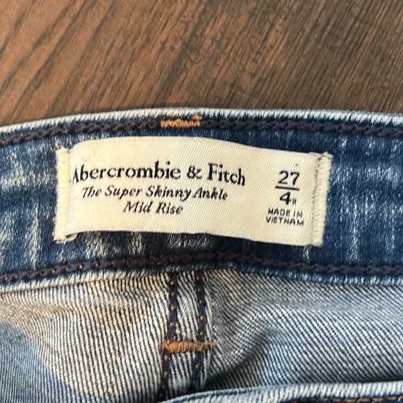 A&F Super Skinny Ankle - Picture 4 of 6